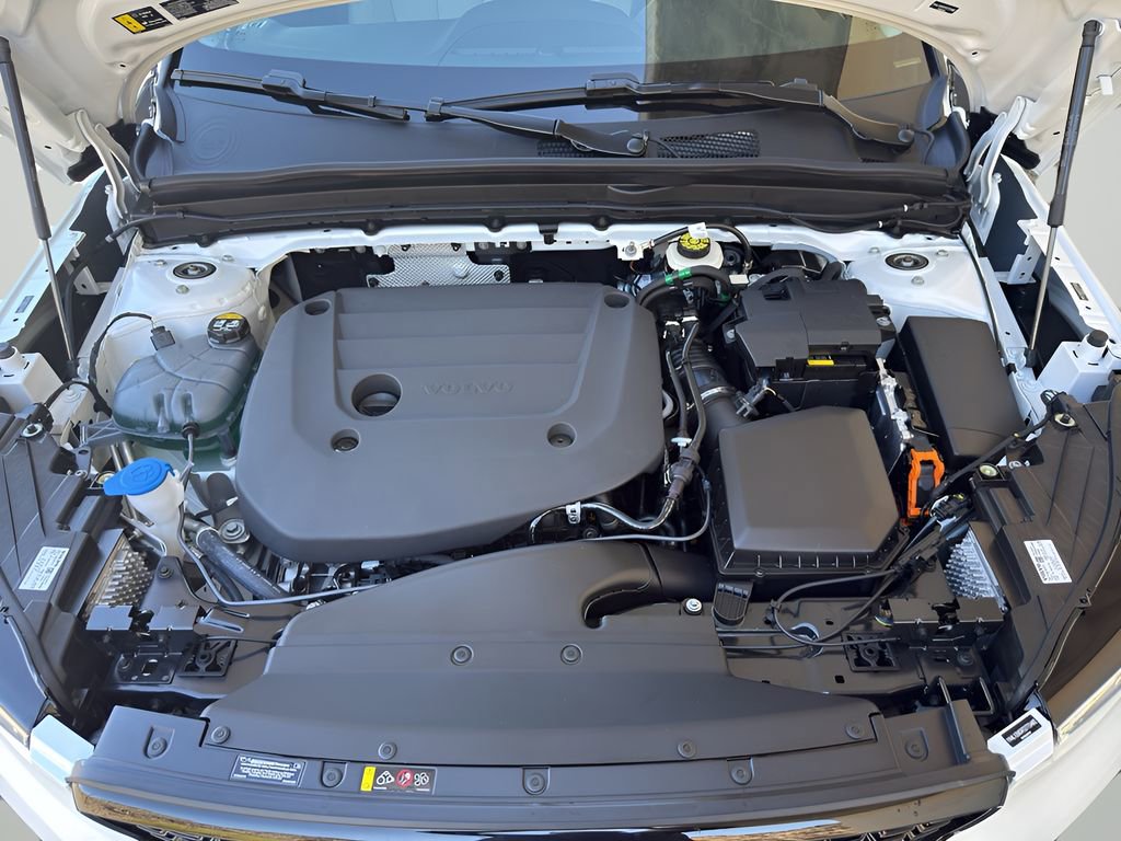 New 2026 Volvo XC40 B5 Plus w/ Protection Package Premier AWD/4WD image 30