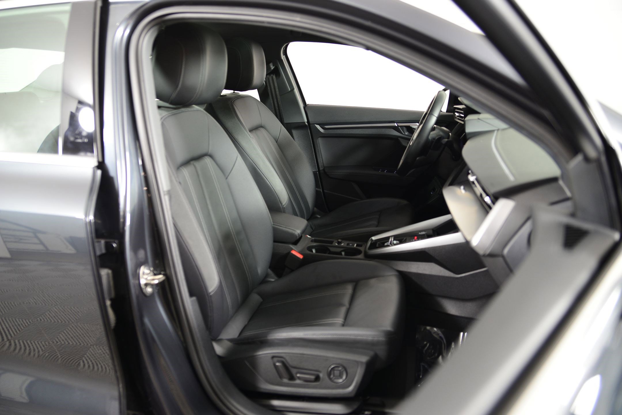 Certified 2023 Audi A3 2.0T Premium w/ Convenience Package image 17