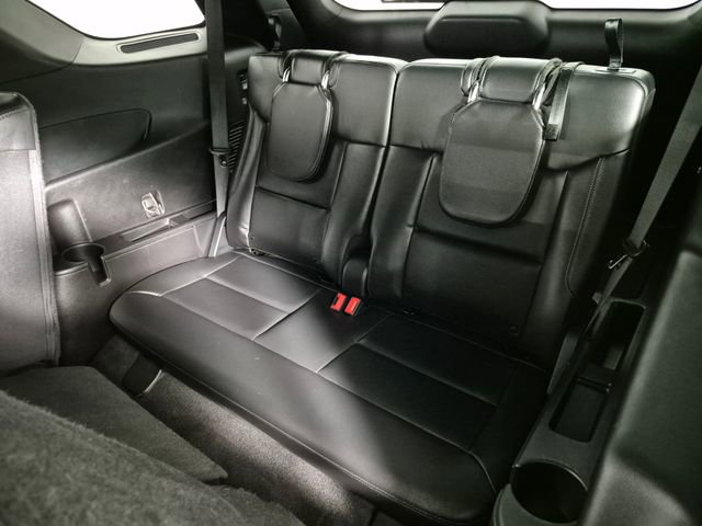 Used 2020 Ford Explorer XLT w/ Equipment Group 202A AWD/4WD image 26