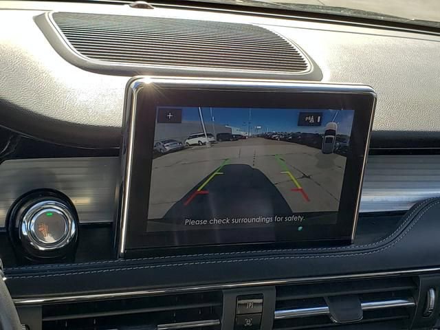 Used 2022 Lincoln Corsair AWD w/ Premium Package image 25
