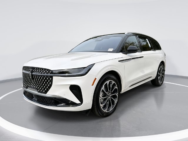 New 2026 Lincoln Nautilus Reserve AWD/4WD image 1