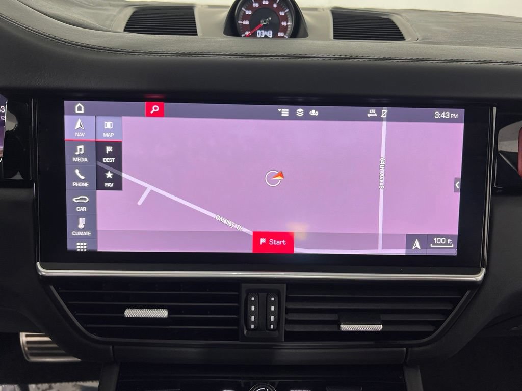 Used 2021 Porsche Cayenne Turbo AWD/4WD image 13