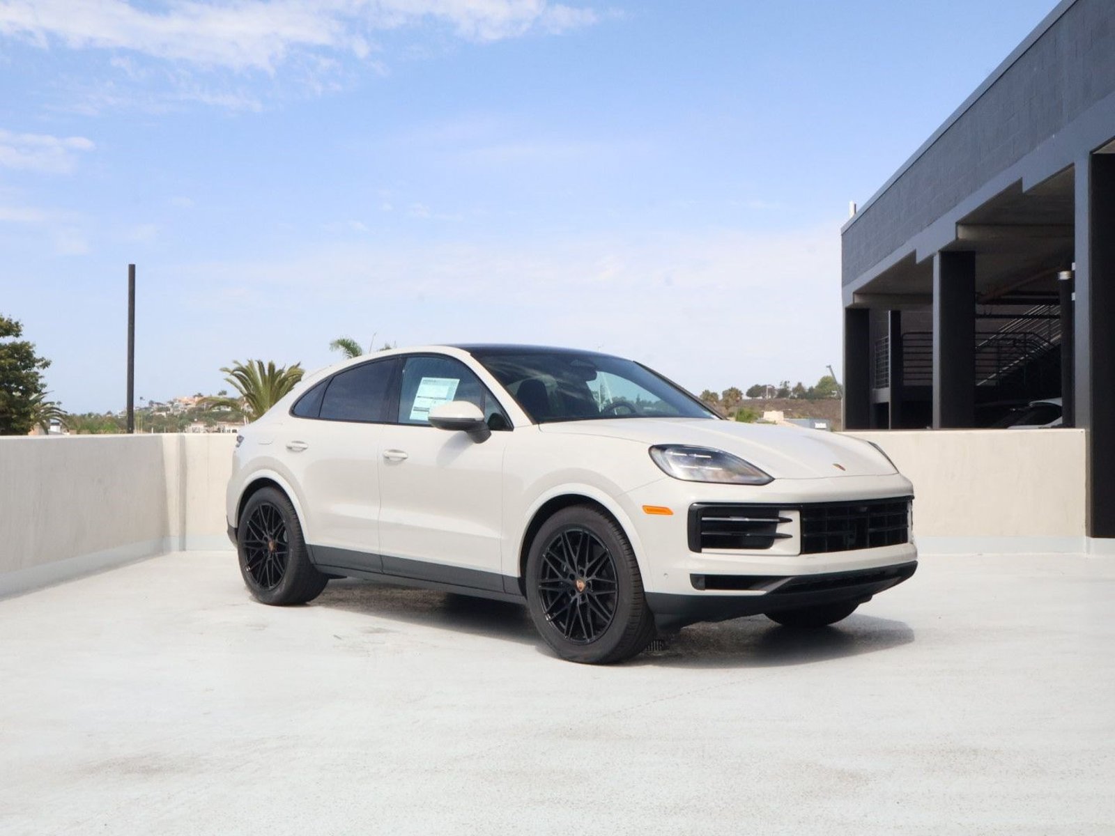 New 2026 Porsche Cayenne Coupe AWD/4WD image 7