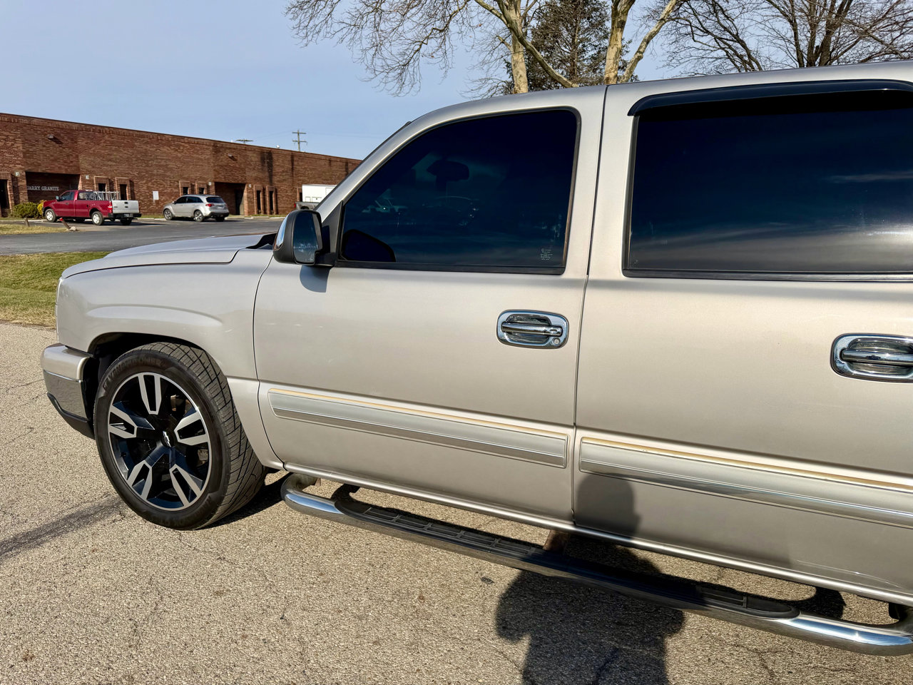 Used 2007 Chevrolet Silverado 1500 LT w/ Crew Cab Value Package image 14