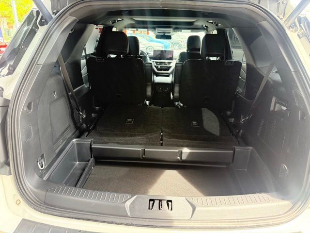 Used 2025 Ford Explorer ST w/ Sun And Sound Package image 18