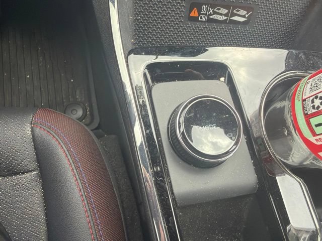 Used 2025 Chevrolet Equinox RS AWD/4WD image 6