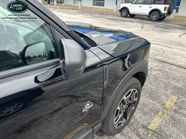 Used 2023 Ford Bronco Sport Outer Banks w/ Tech Package AWD/4WD image 7