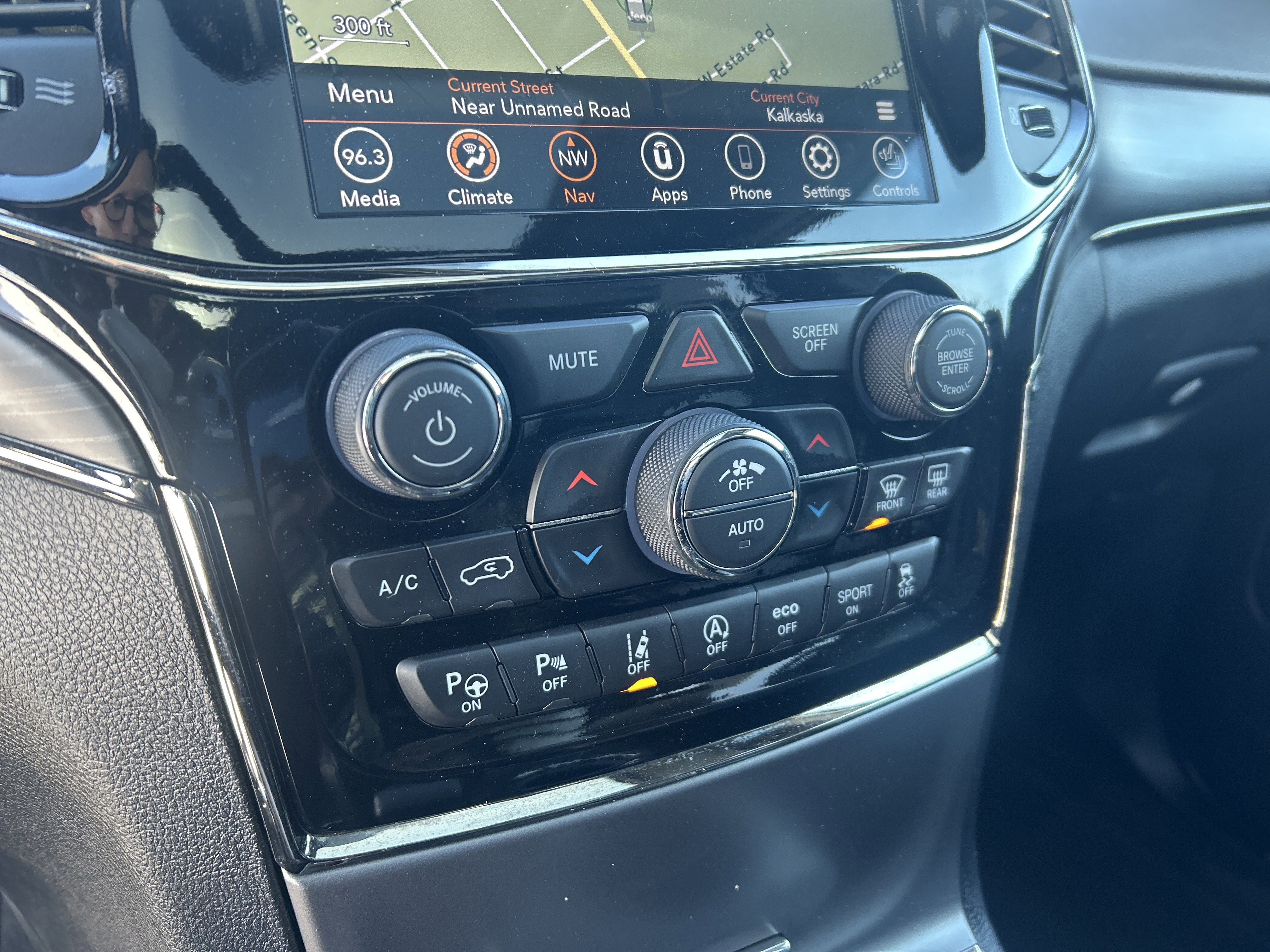 Used 2019 Jeep Grand Cherokee Limited X image 20