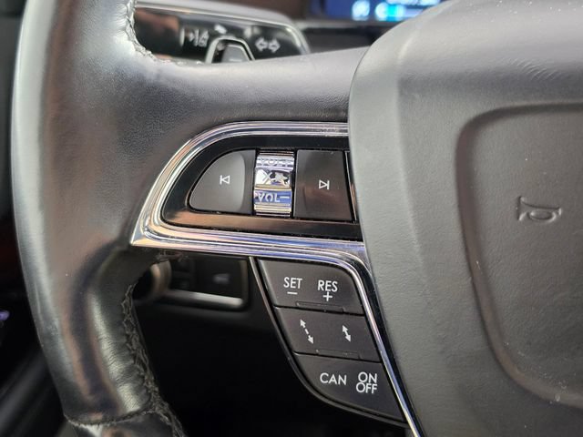 Certified 2021 Lincoln Navigator Reserve w/ Luxury Package AWD/4WD image 39