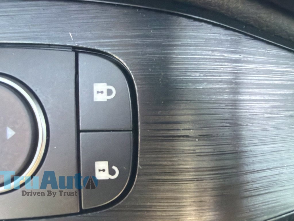 Used 2024 Nissan Rogue Platinum w/ Platinum Premium Package FWD image 22