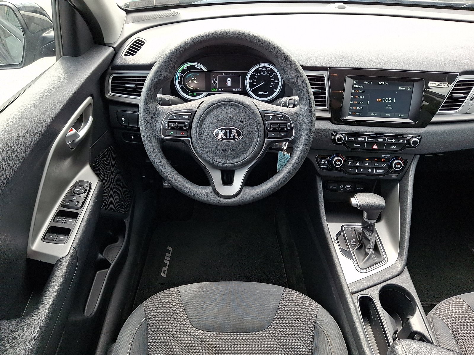 Used 2019 Kia Niro FE FWD image 12