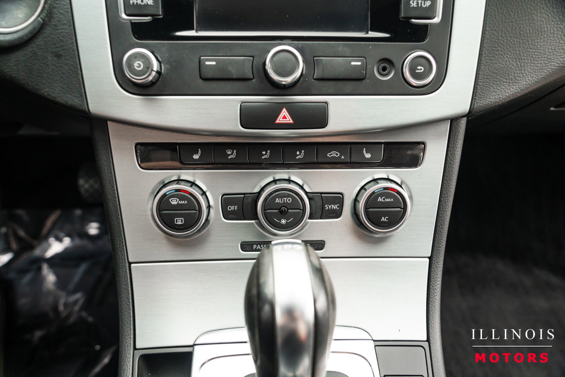 Used 2013 Volkswagen CC Lux FWD image 22