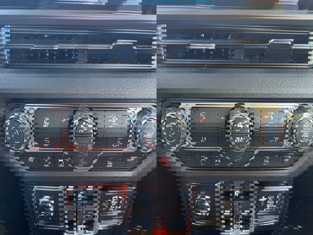 New 2026 Jeep Gladiator Sport image 31