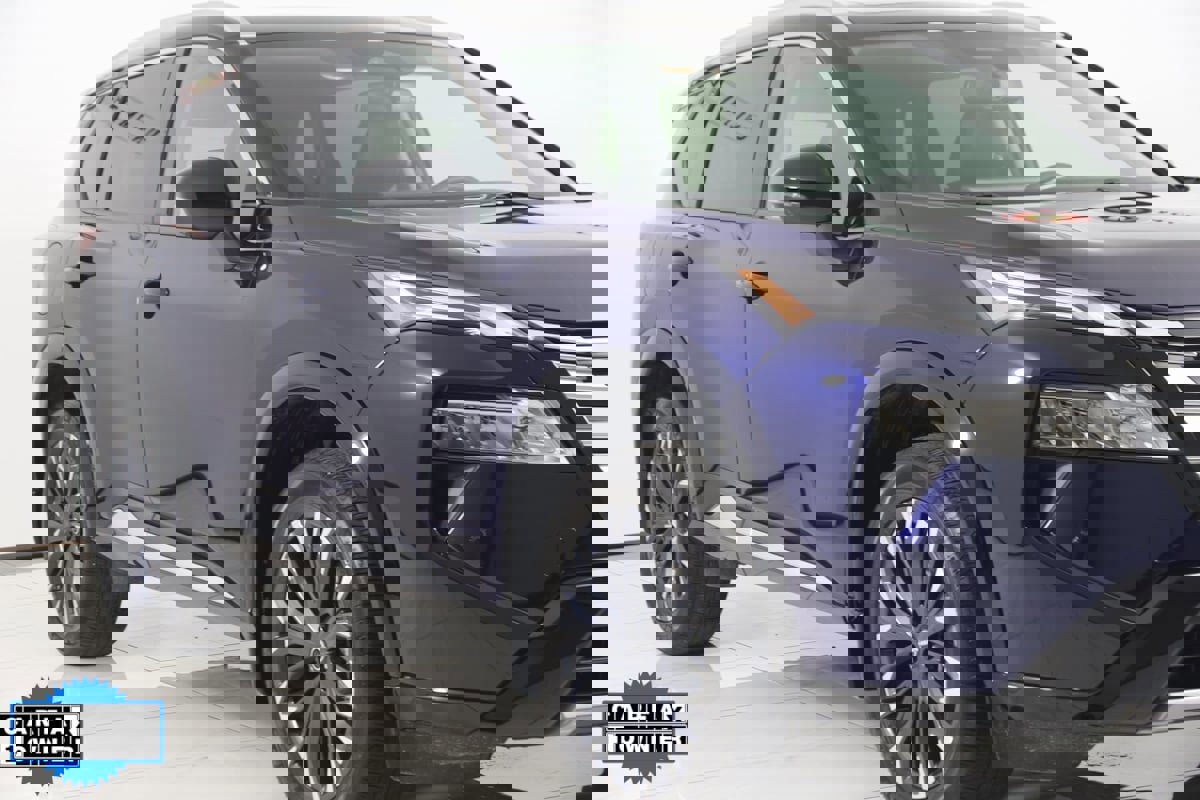 Used 2024 Nissan Rogue Platinum image 44
