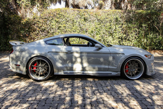 Used 2020 Ford Mustang Shelby GT500 w/ Technology Package image 9
