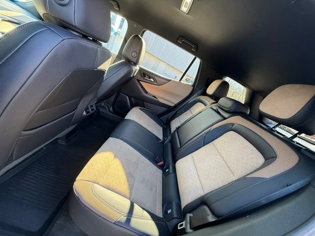 New 2026 Chevrolet Equinox ACTIV w/ Convenience Package III FWD image 16