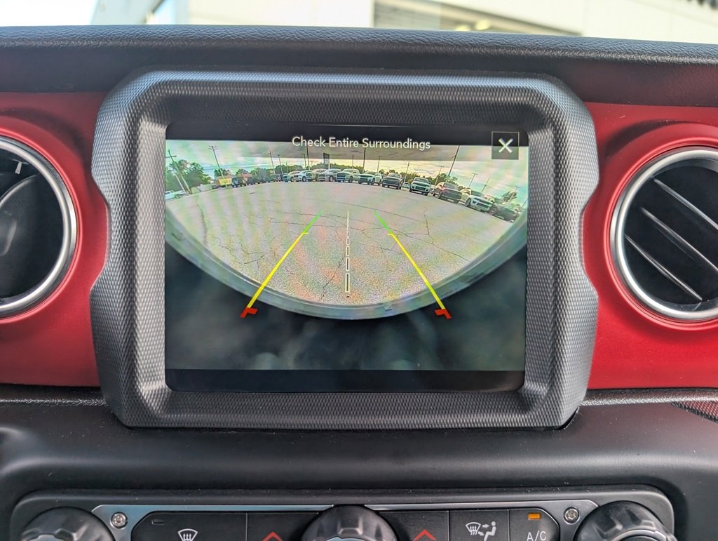 Used 2022 Jeep Wrangler Rubicon image 25