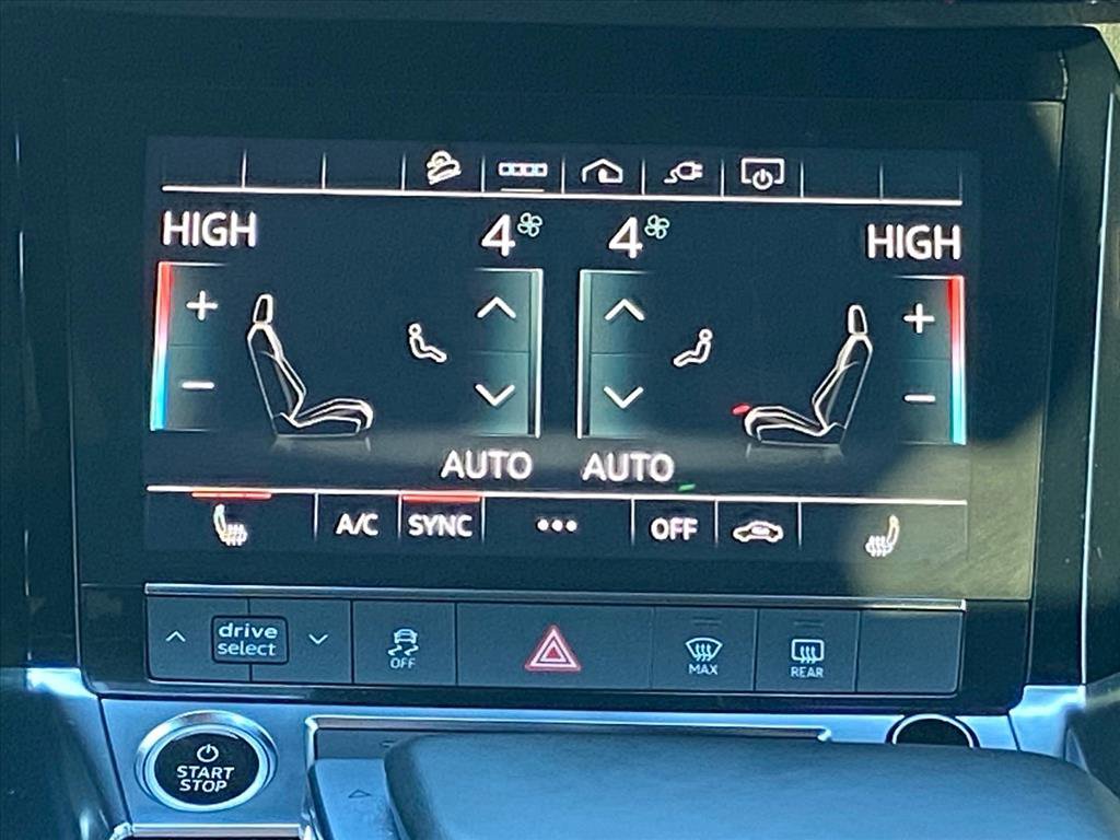 Used 2022 Audi e-tron Premium image 9