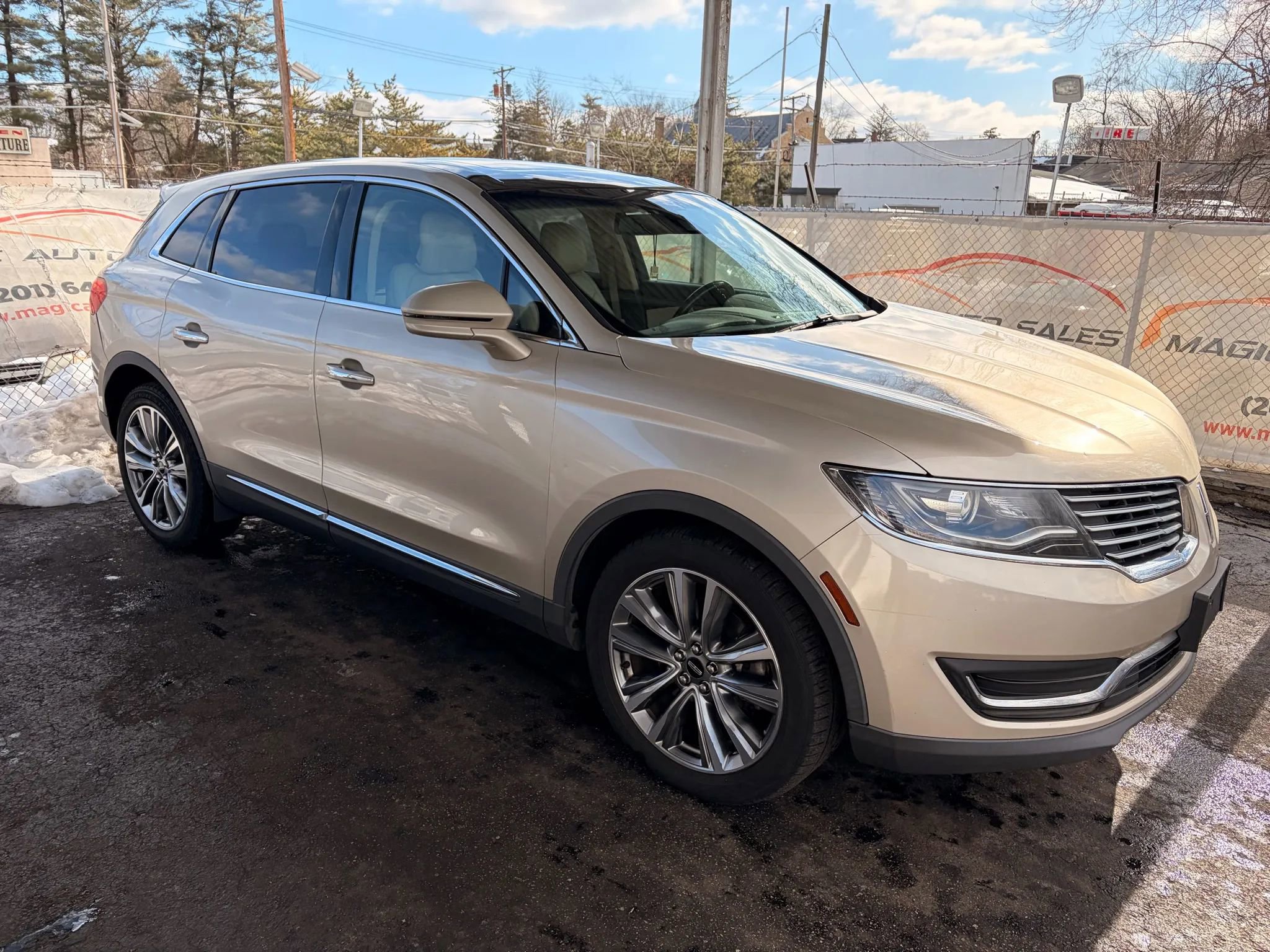 Used 2017 Lincoln MKX Reserve w/ Lincoln MKX Climate Package image 57