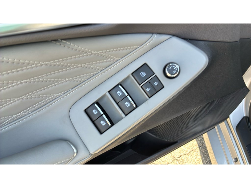 Used 2019 Toyota Avalon Limited w/ Advanced Safety Package image 10