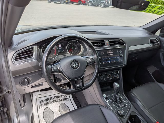 Used 2021 Volkswagen Tiguan SE R-Line AWD/4WD image 8