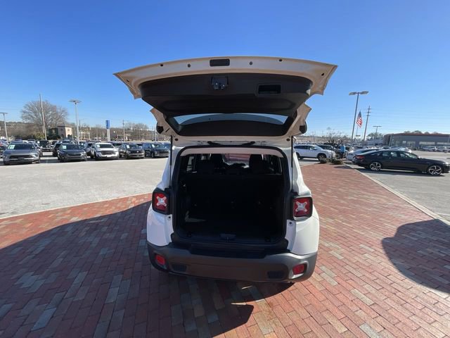 Used 2016 Jeep Renegade Sport w/ Power & Air Group image 34