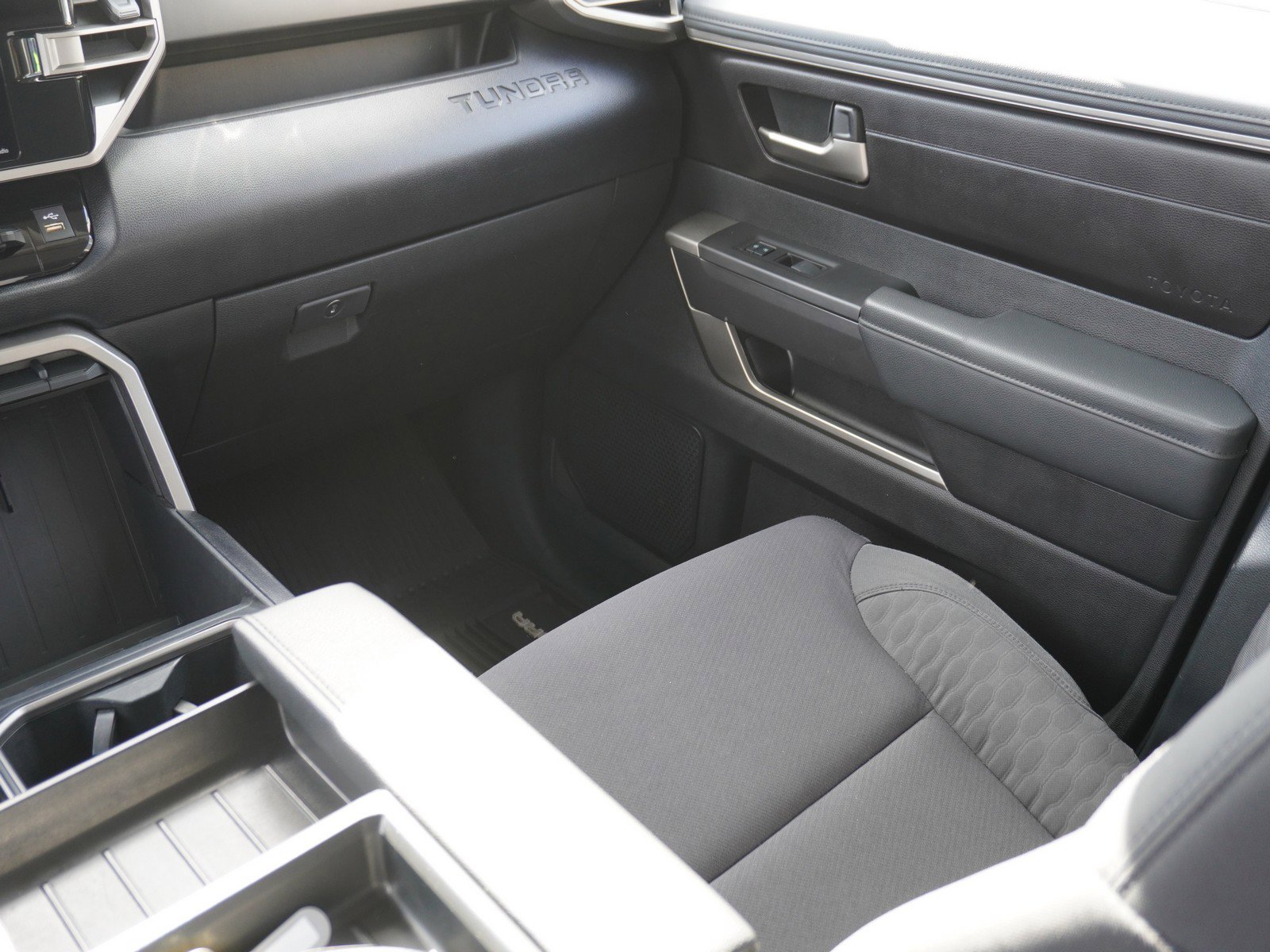 Used 2023 Toyota Tundra SR5 image 28