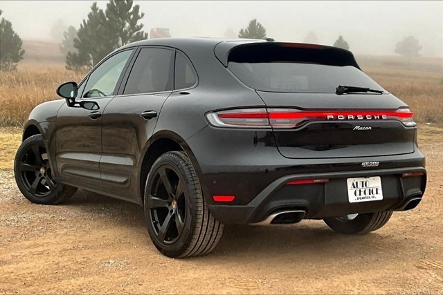 Used 2022 Porsche Macan image 4