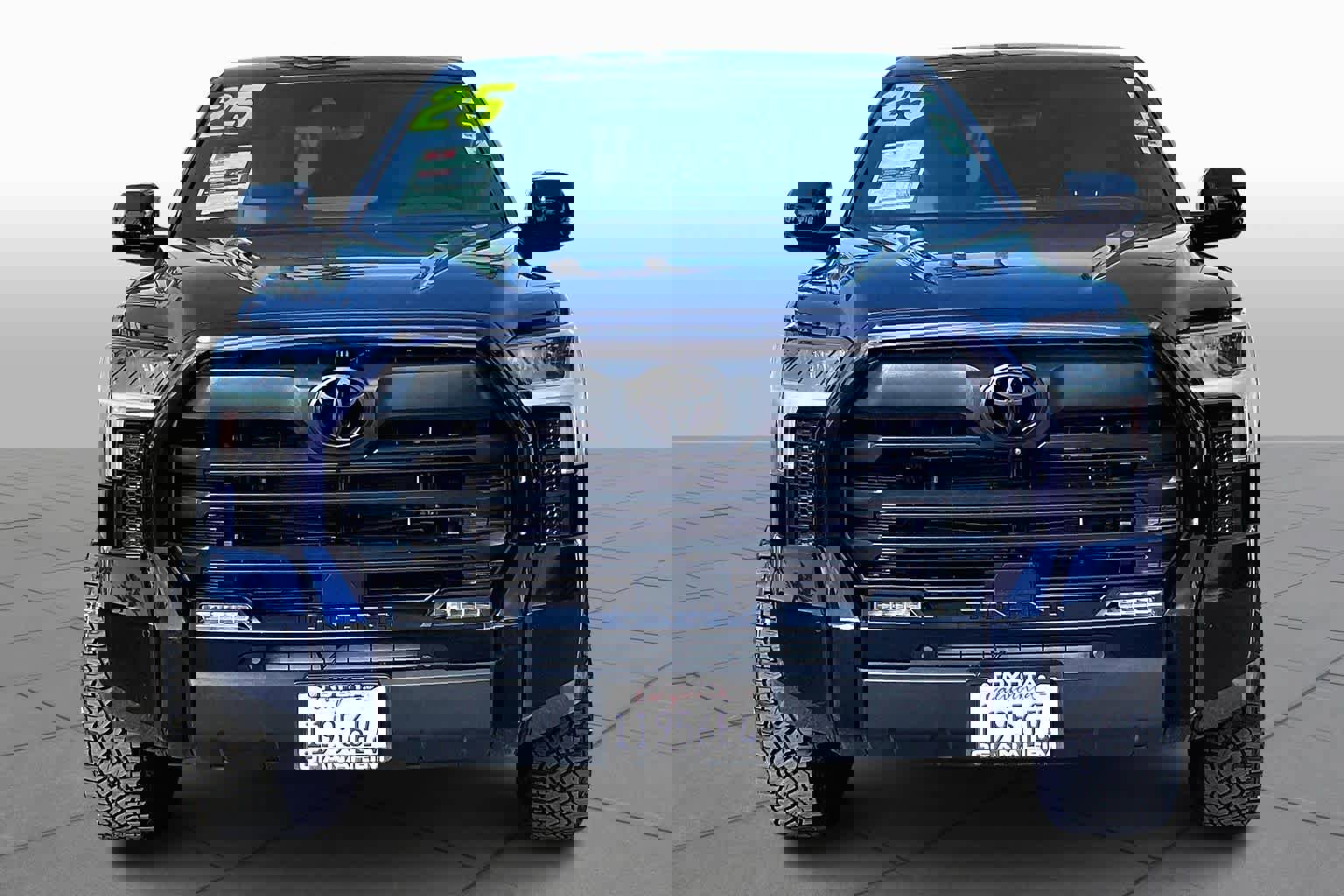 Used 2025 Toyota Tundra Limited image 3