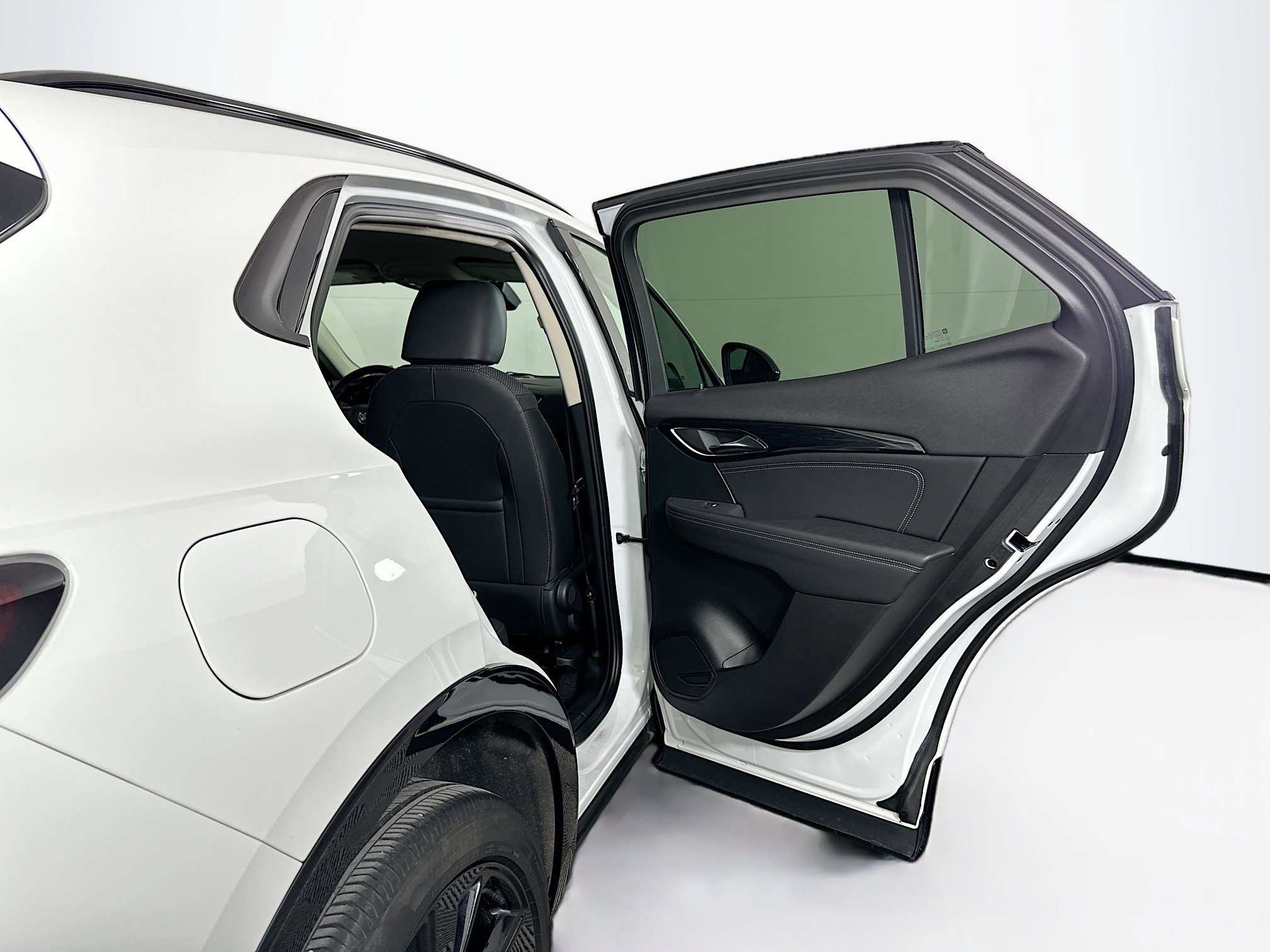 Used 2023 Buick Envision Preferred w/ Sport Touring Package image 29