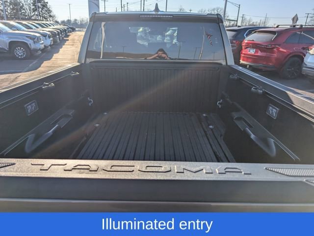 Used 2025 Toyota Tacoma TRD Sport image 10