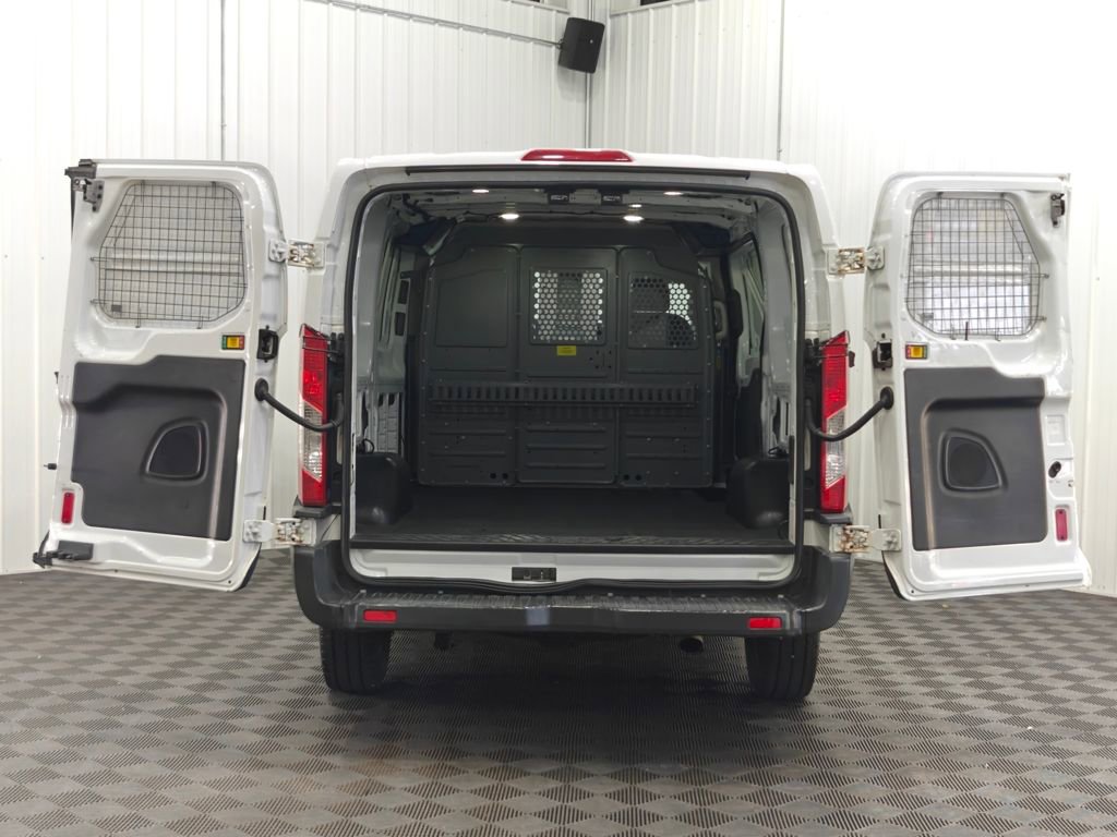 Used 2017 Ford Transit 150 130 Low Roof RWD image 33