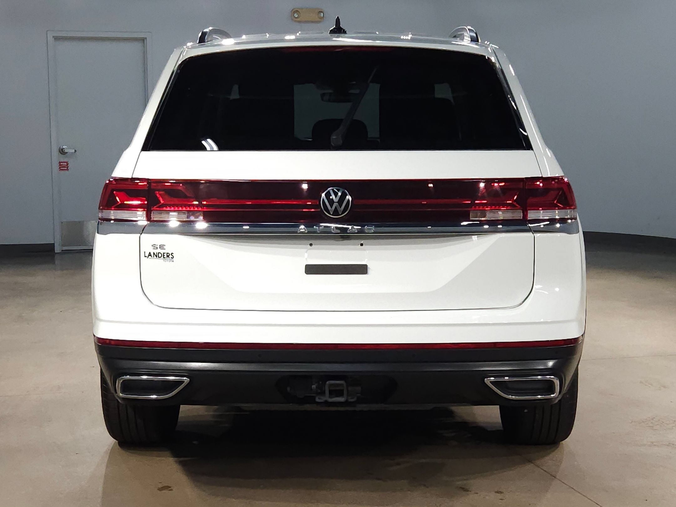 Used 2025 Volkswagen Atlas SE FWD image 6