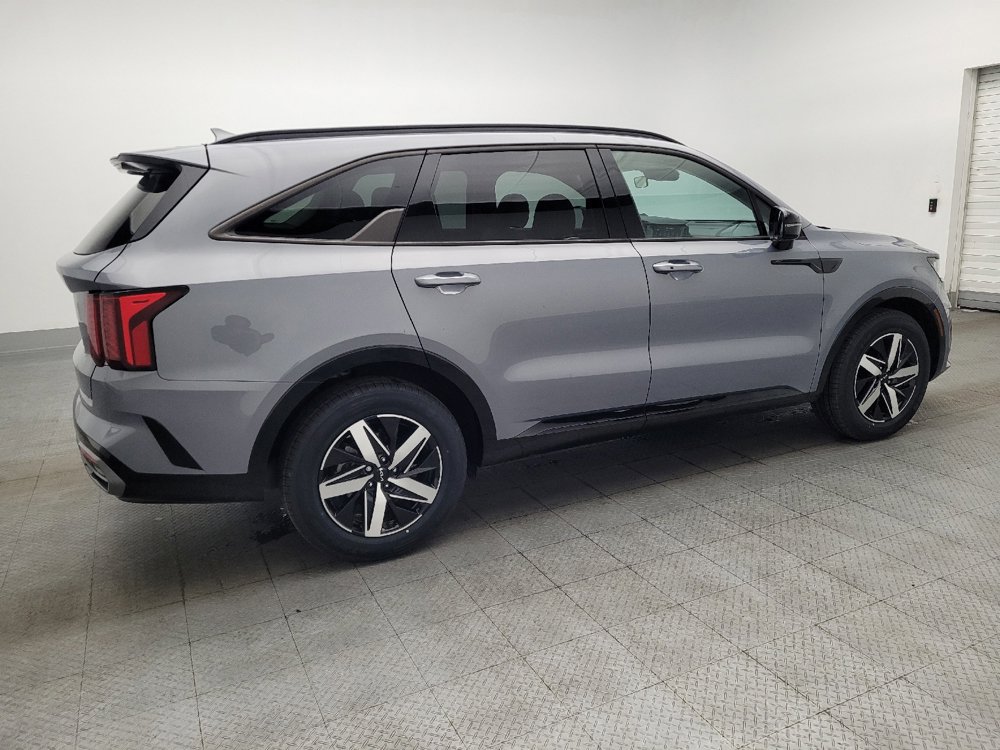Used 2023 Kia Sorento S w/ Panoramic Sunroof Package image 10