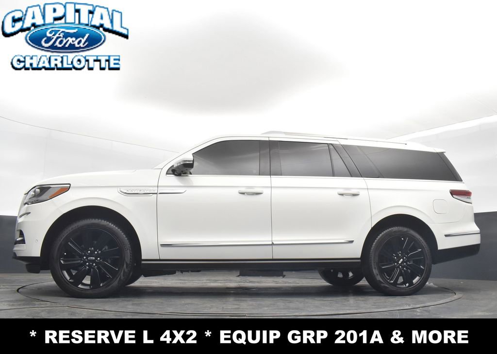 Used 2023 Lincoln Navigator L Reserve image 23