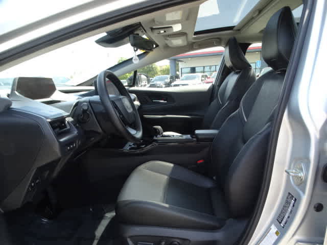 Used 2024 Toyota Prius Limited w/ Limited Premium Package image 18