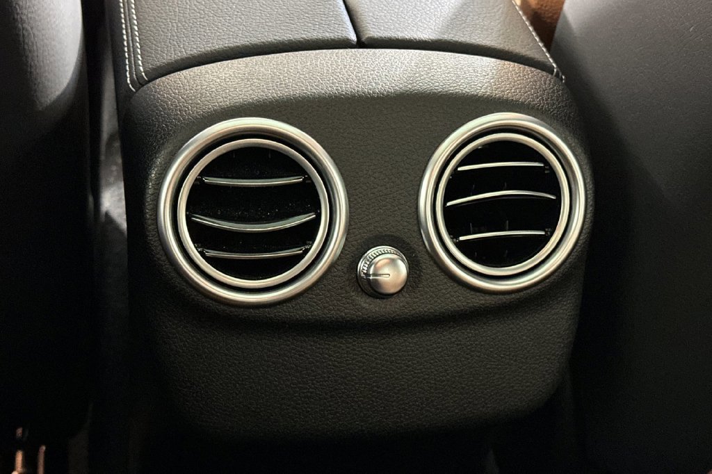 Certified 2023 Mercedes-Benz C 300 4MATIC Coupe image 15