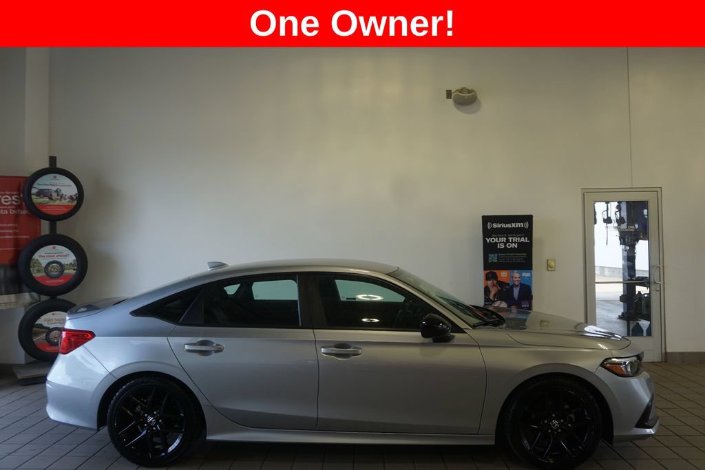 Used 2024 Honda Civic Sport image 2