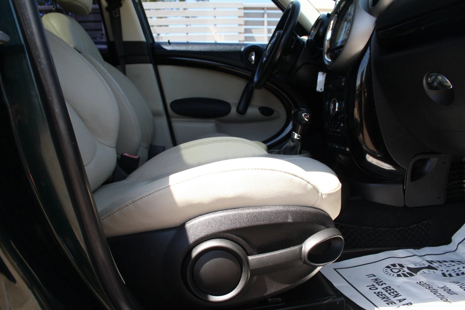 Used 2011 MINI Cooper Countryman S FWD image 12