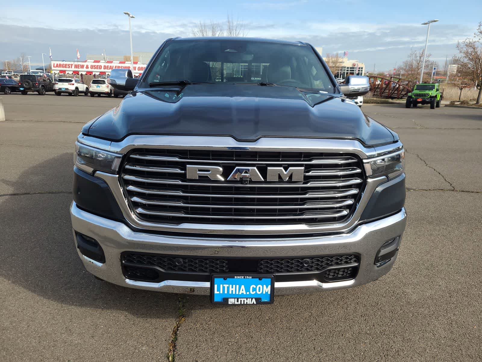 New 2026 RAM 1500 Laramie AWD/4WD image 14
