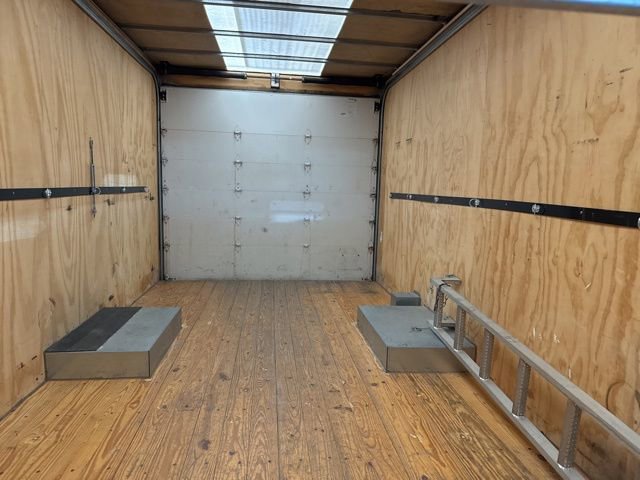 Used 2019 Ford E-350 and Econoline 350 Super Duty w/ Power Windows & Locks Group image 13