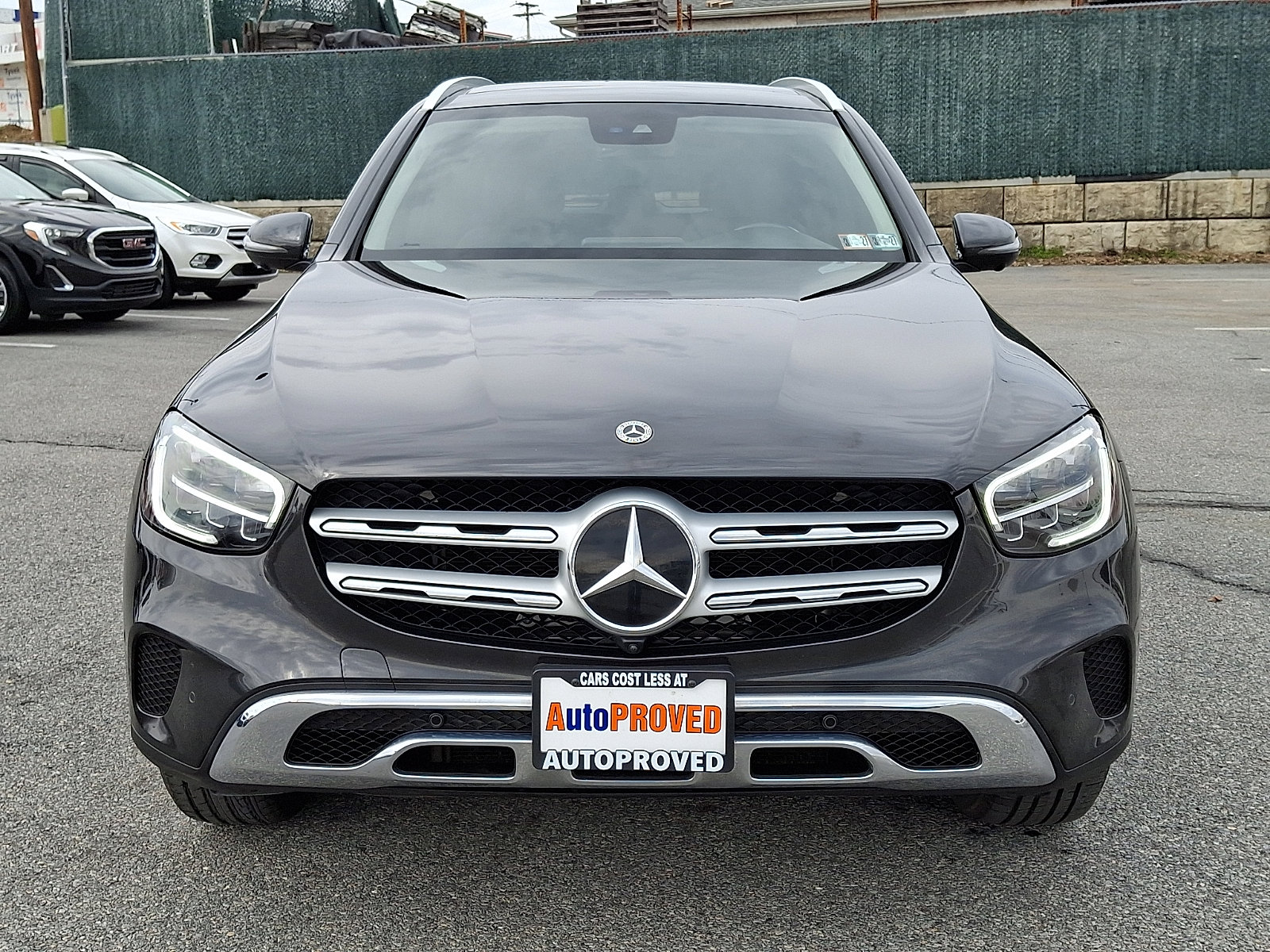 Used 2021 Mercedes-Benz GLC 300 4MATIC image 2
