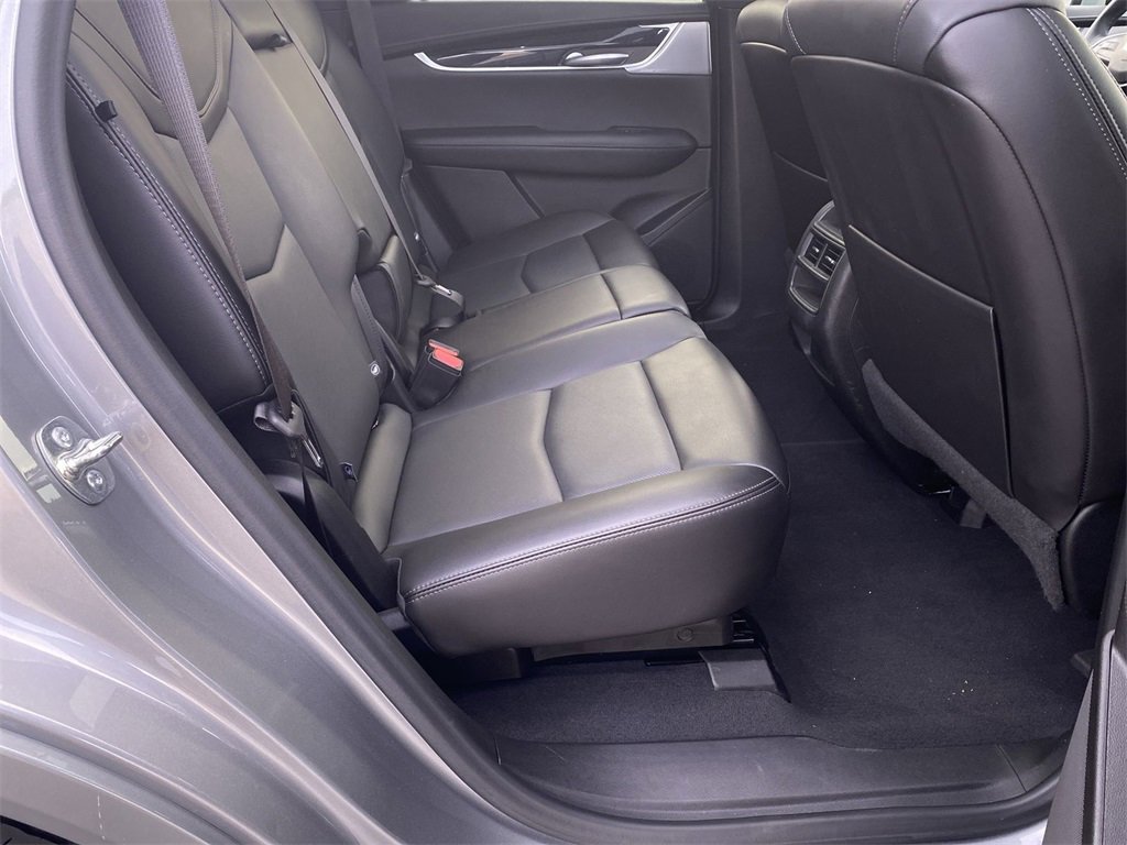 Certified 2025 Cadillac XT5 Premium Luxury image 30