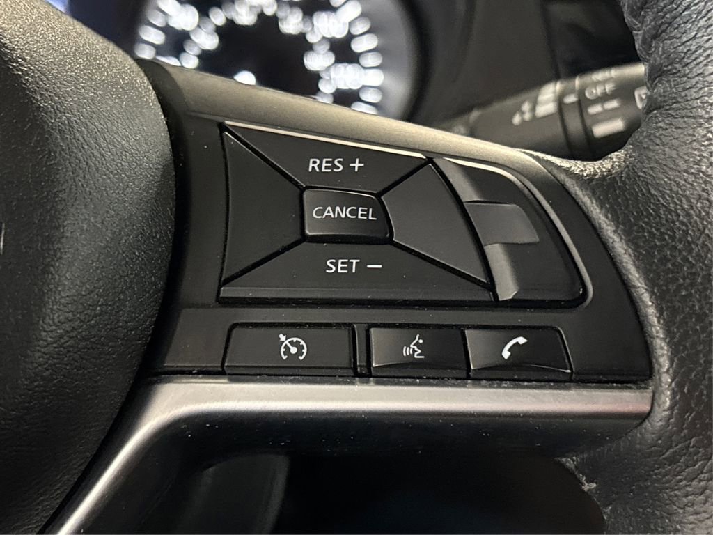 Used 2019 Nissan Rogue SV AWD/4WD image 29