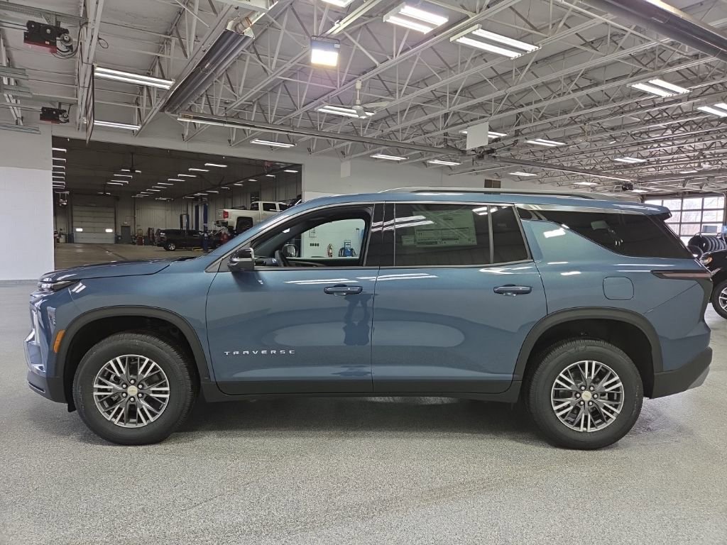 New 2026 Chevrolet Traverse LT image 4
