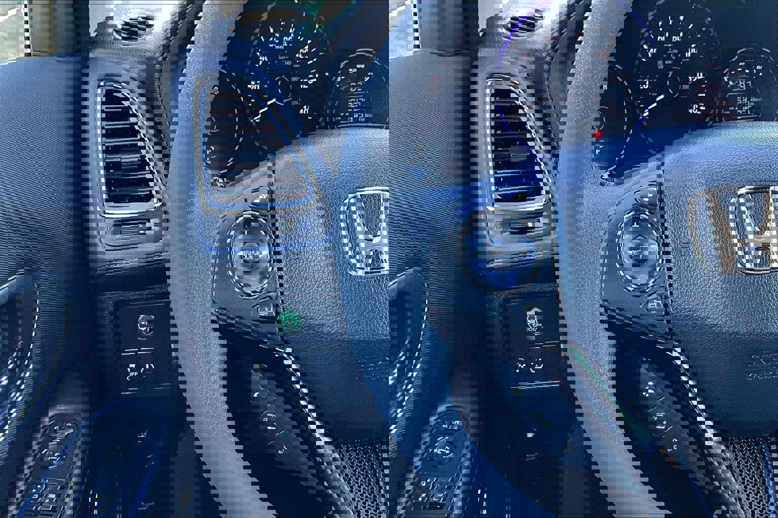 Used 2016 Honda HR-V EX image 16