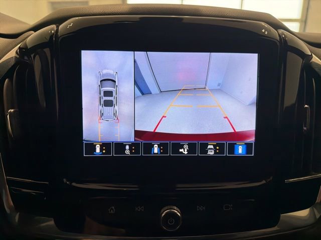 Certified 2023 Chevrolet Traverse LT w/ LT Premium Package image 25