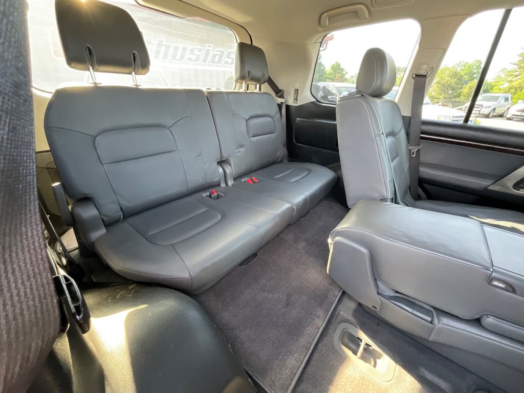 Used 2009 Toyota Land Cruiser AWD/4WD image 31