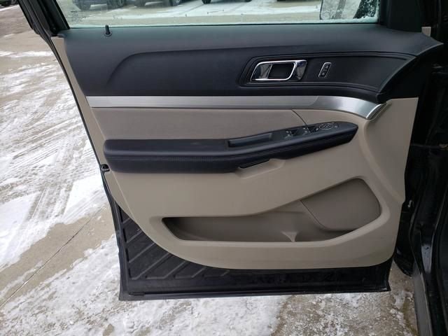 Used 2018 Ford Explorer 4WD image 12