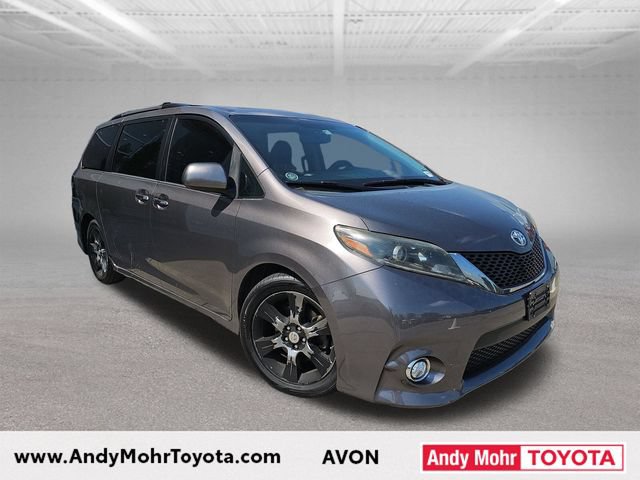 Used 2015 Toyota Sienna SE Premium FWD image 1